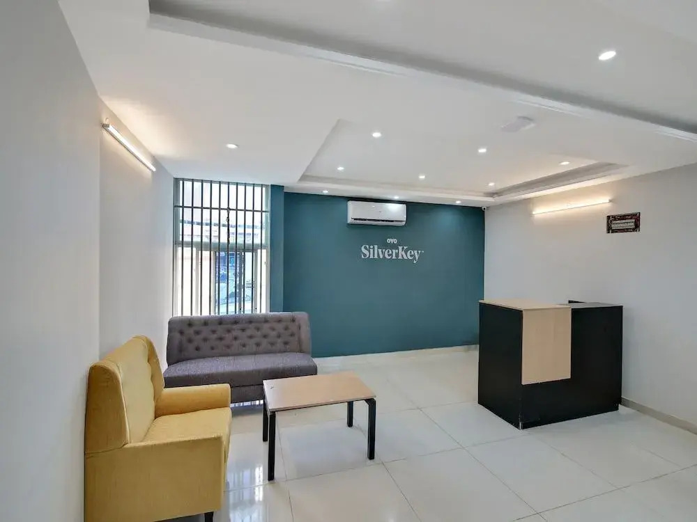 SilverKey Executive Stays 46745 Opposite Vinayaka Apartments