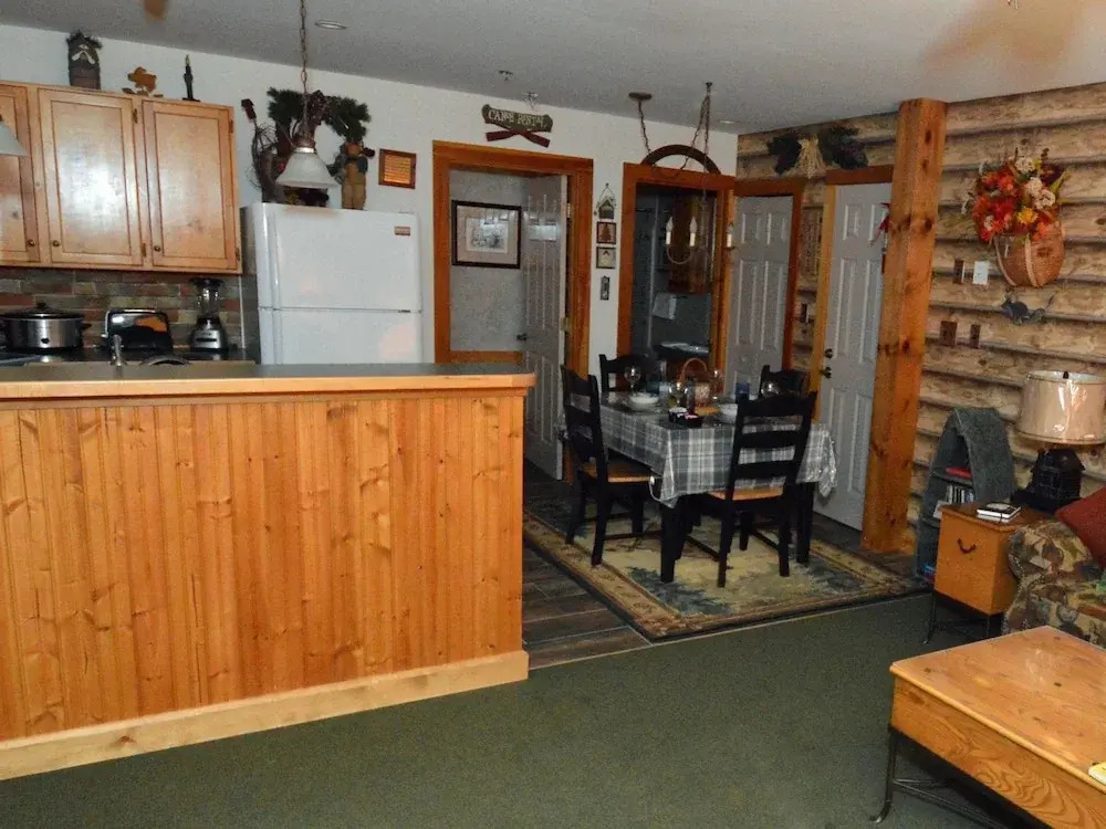 1br: Camp 4 # 18