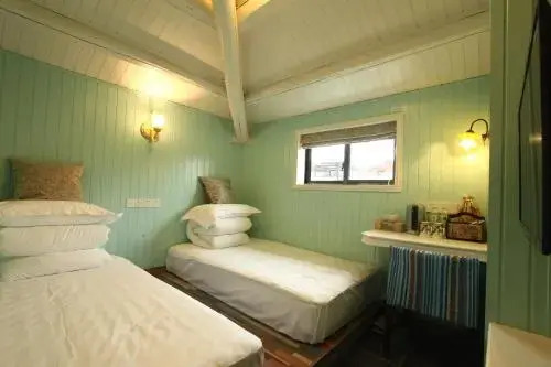 Blooming Lotus Hostel