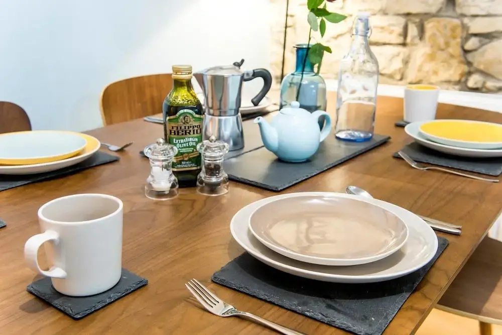 Cool Stockbridge Apartment - Edinburgh New Town