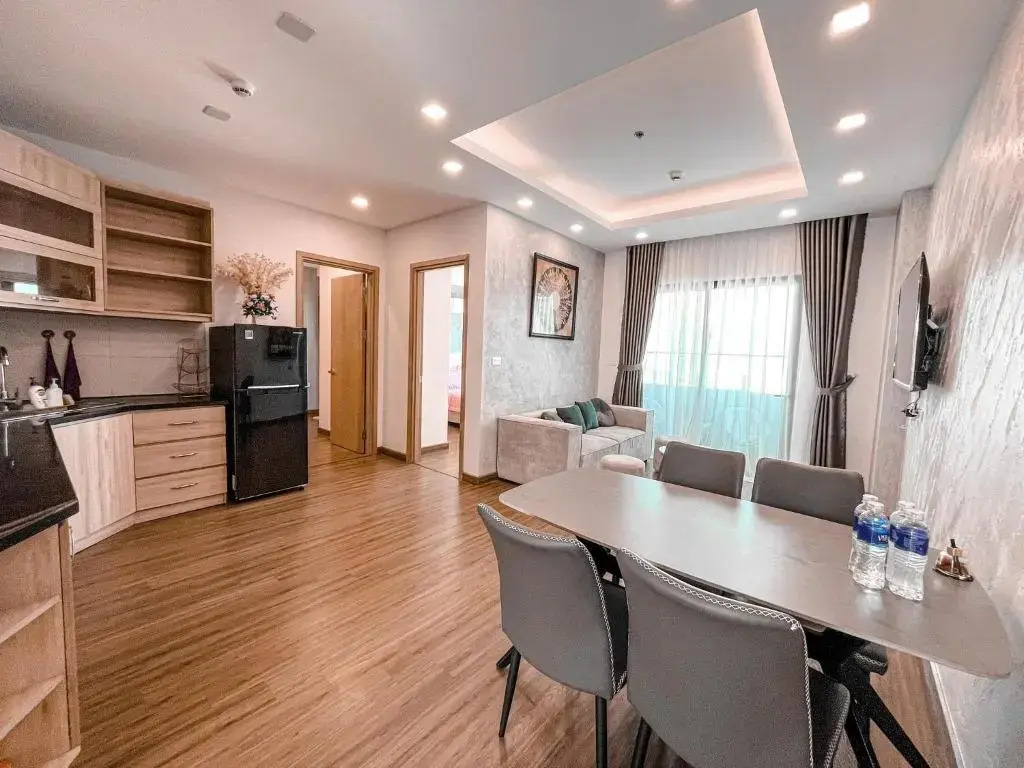 Flc Sea Tower - St Apartment