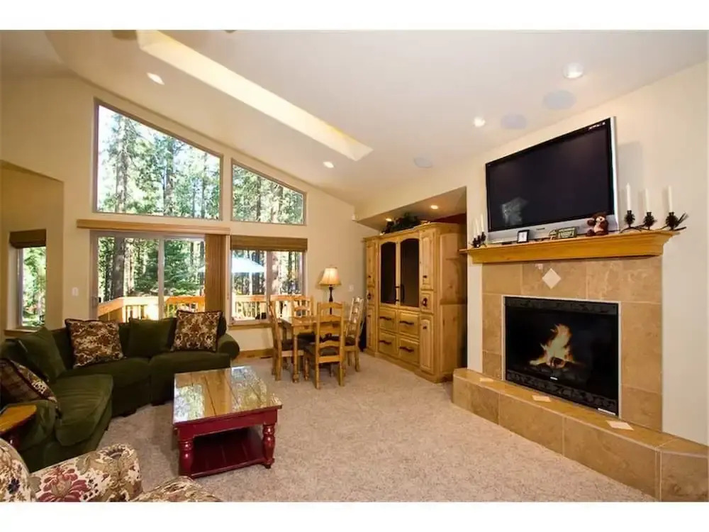Clement Lodge 5 Bedrooms 3 Bathrooms Home