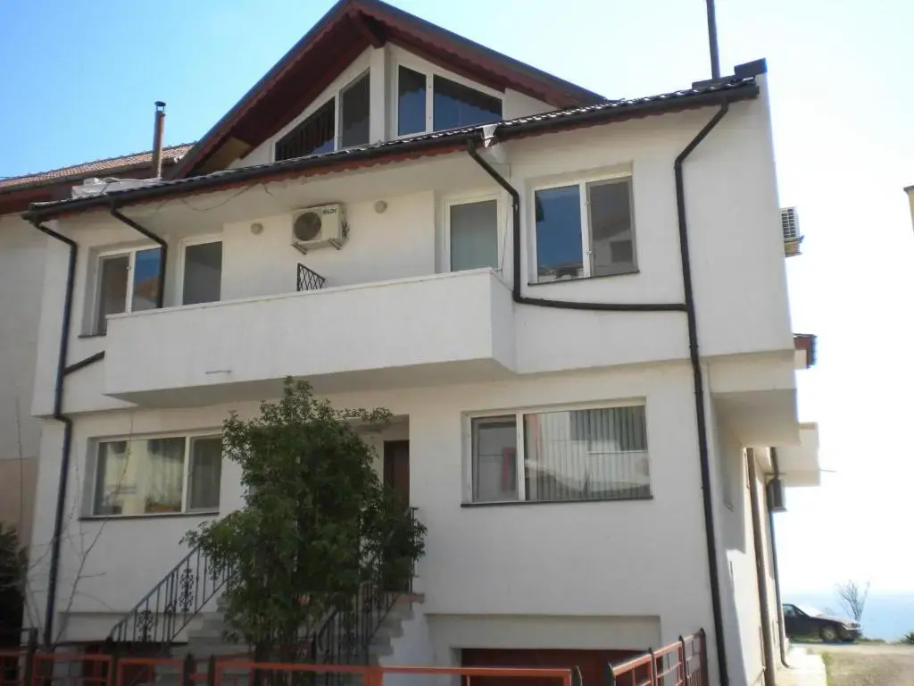 Vila Lucian
