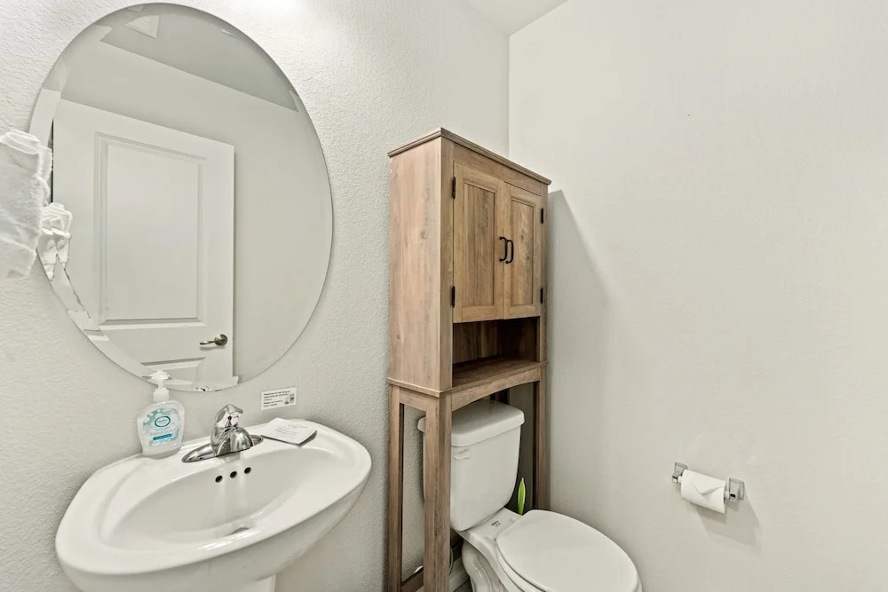 Stylish Music-Inspired Retreat Near Old Town FC