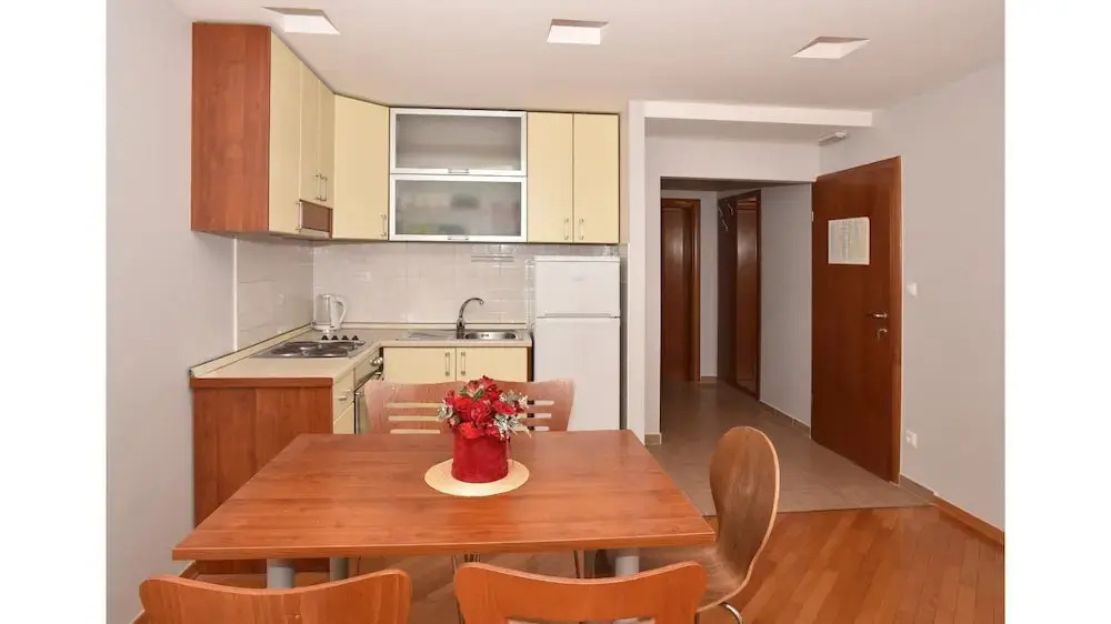 Brkić Apartments with Private Parking