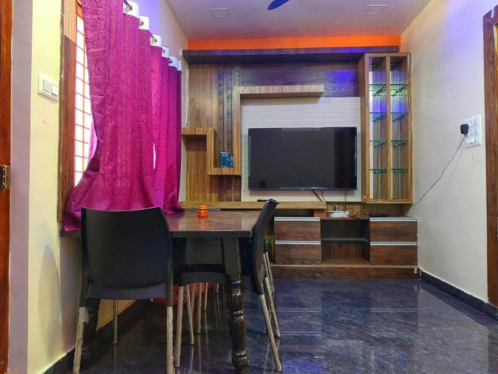 Vijayanagara Home Stay