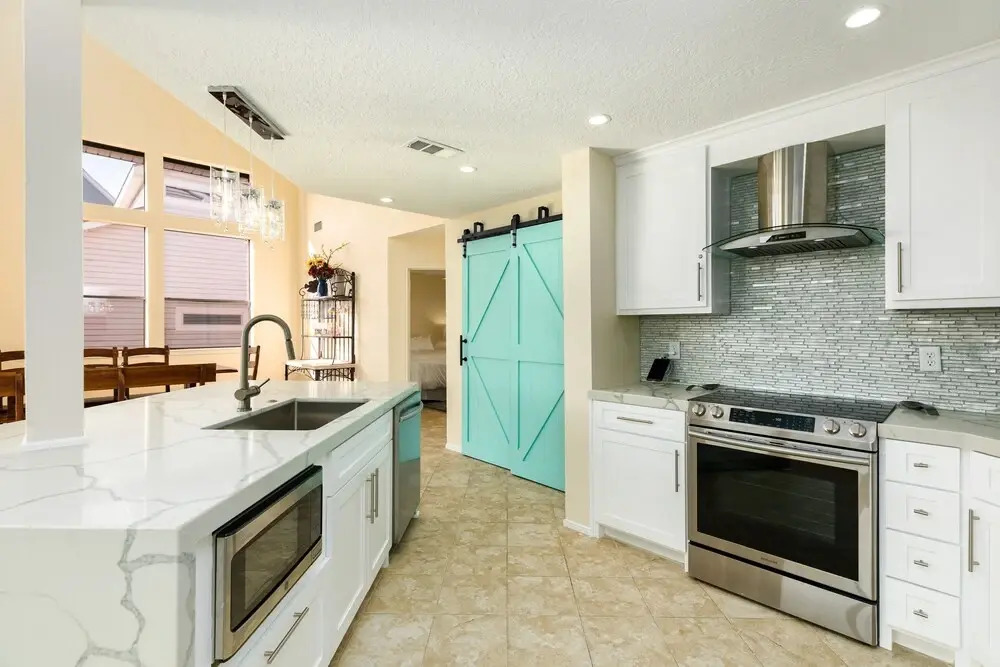 3409 Galveston - 4 Br Home