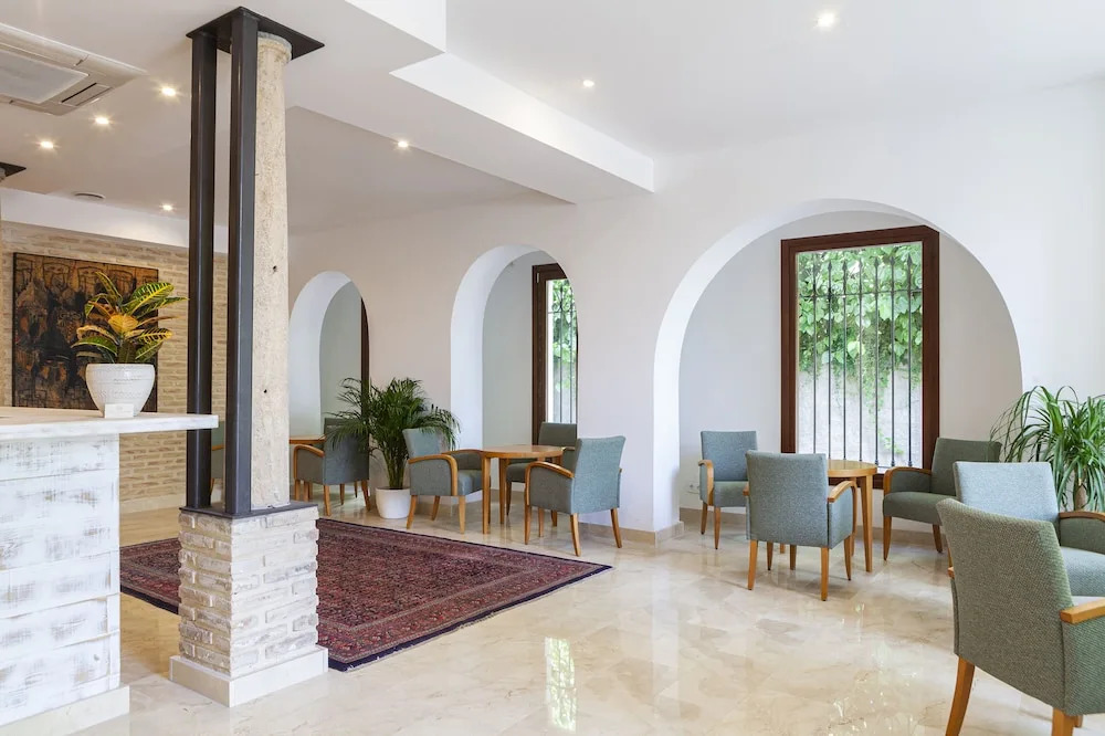 Ad Hoc Vitae Retreats & Health Only Adults