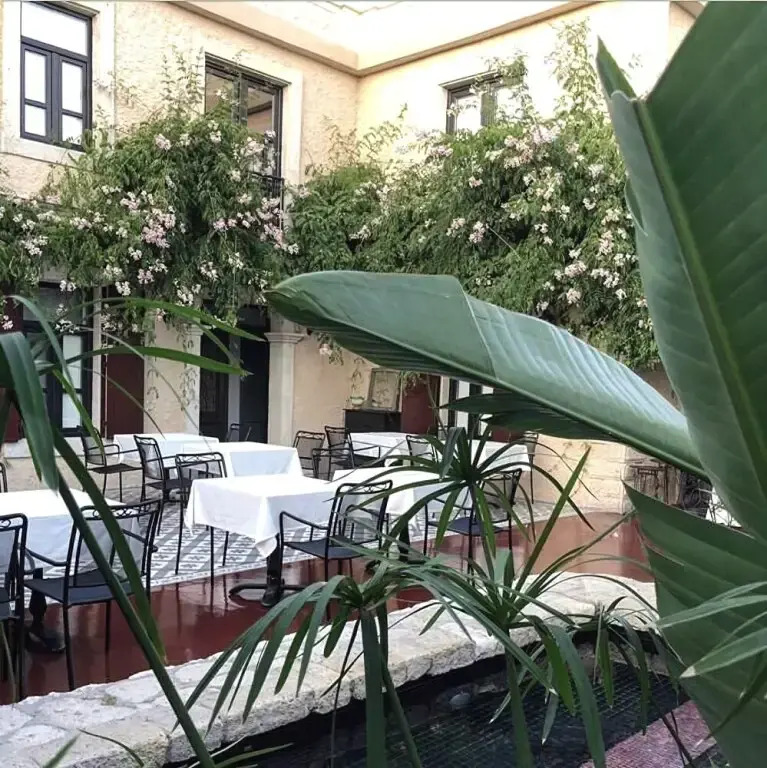 SongAA Otel
