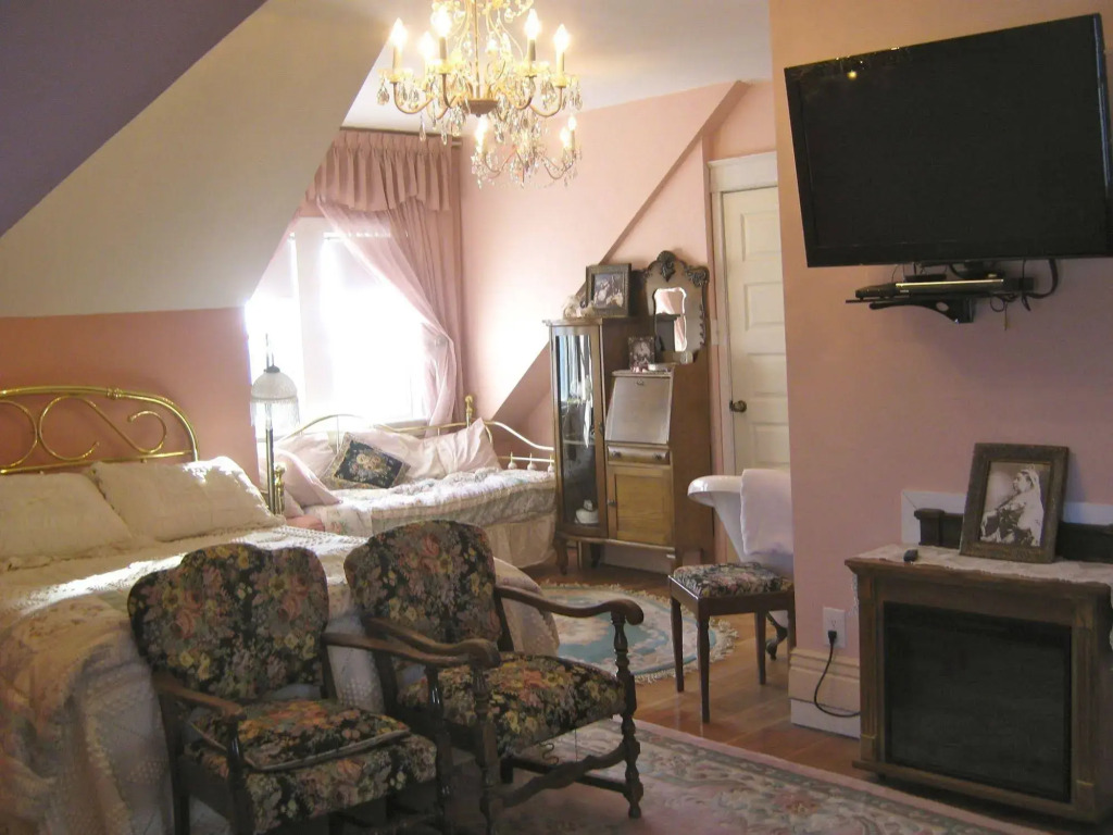 Wakamow Heights Bed and Breakfast