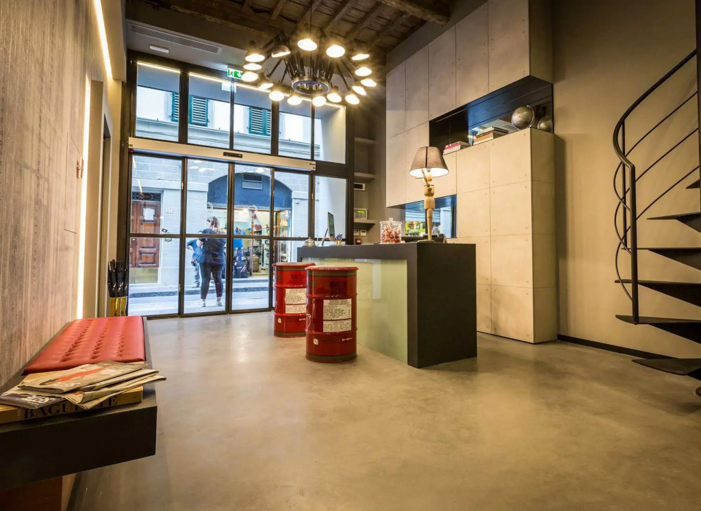 Globus Urban Hotel