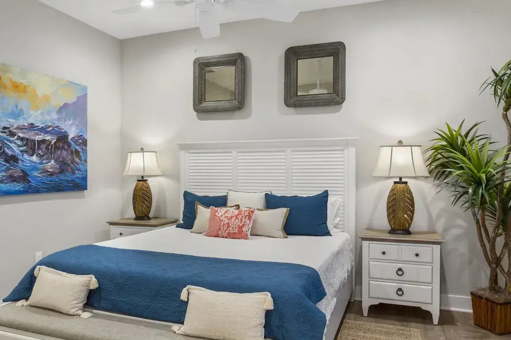 New Listing! New : Pool, Golf Cart, Near Beach 4 Bedroom Home