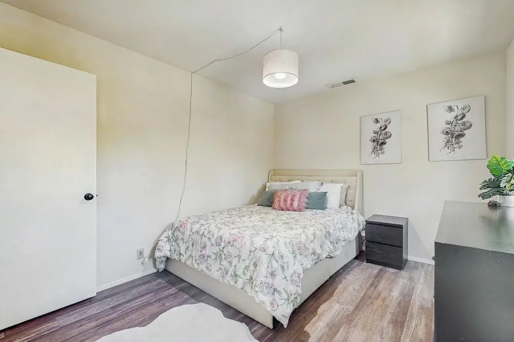 4BR Home Near Yosemite w/ Pool Table