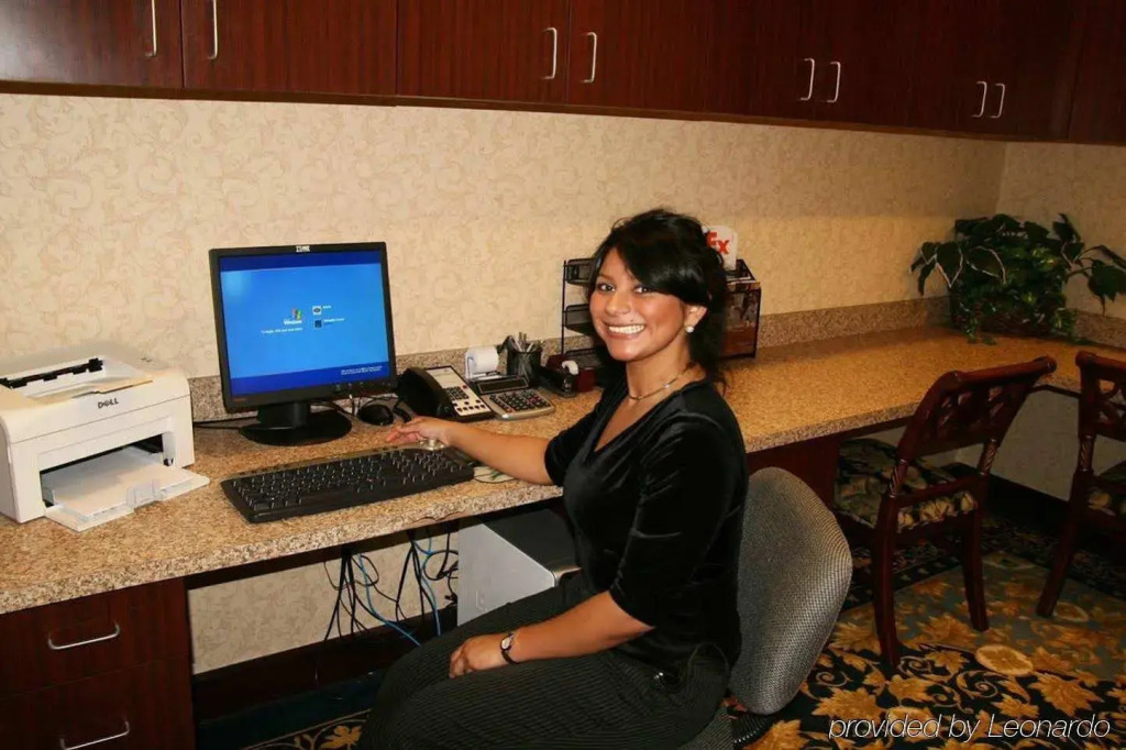 Hampton Inn & Suites Wellington