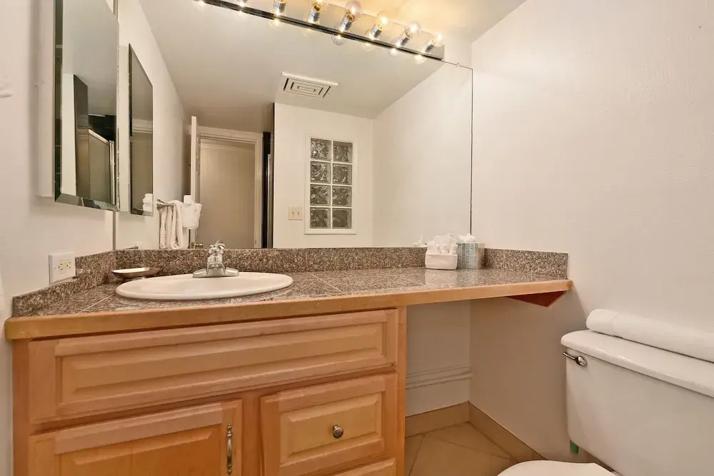 Kamaole Sands 8-203 - 1 Br Condo