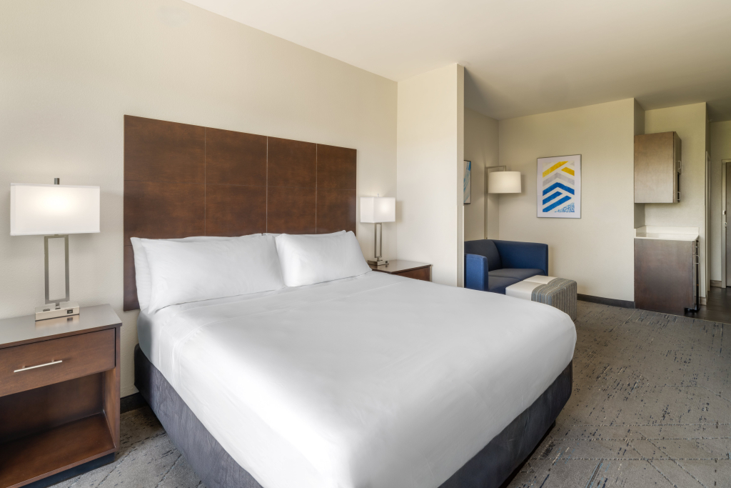 Holiday Inn Express & Suites Aiken by IHG
