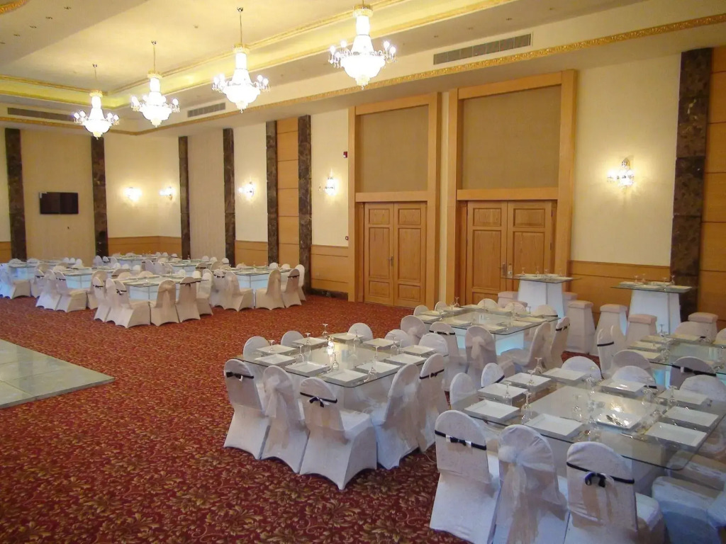 Jewel Glorious Hotel