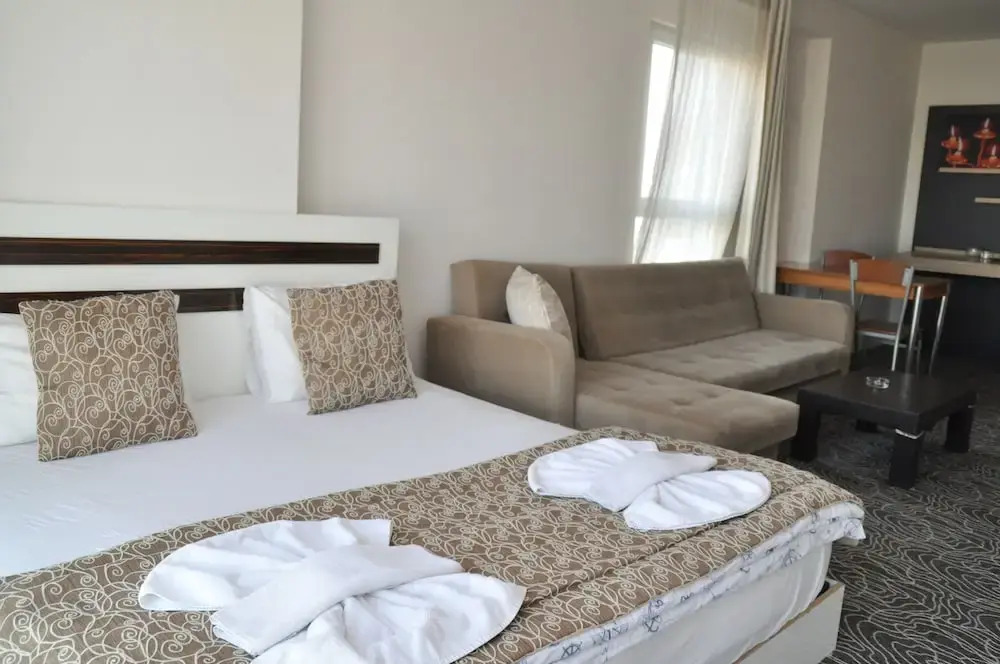 Ser Suite Hotel