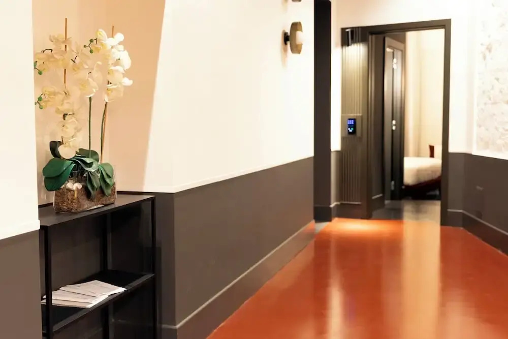 Adaram Suites