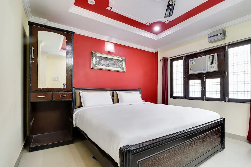 SPOT ON 38567 Hotel Aryan