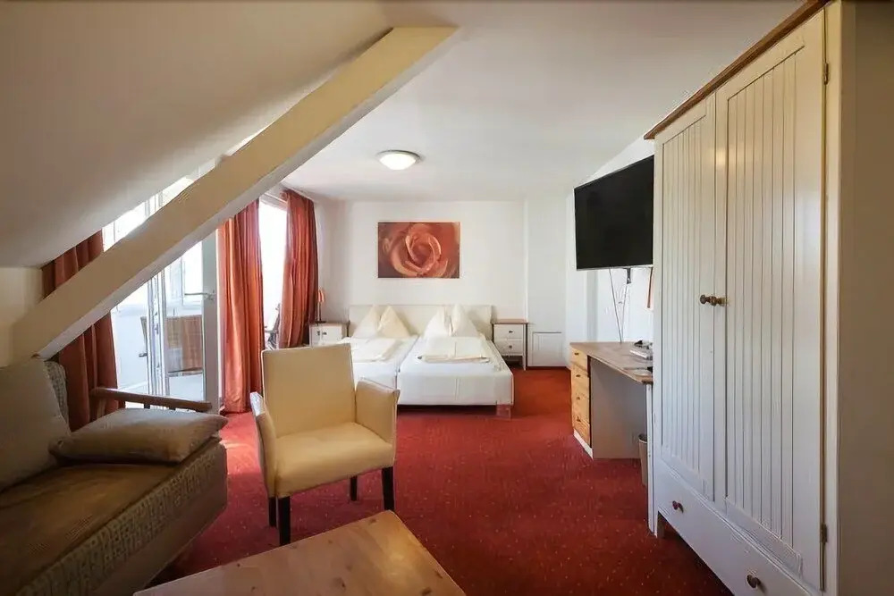 Hotel Lokomotive