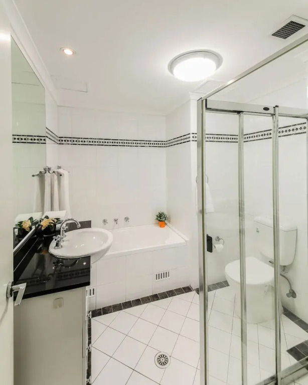 Pyrmont Resort 2