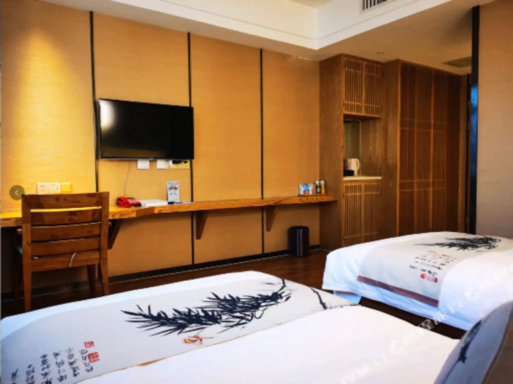 Jingyi Boutique Culture Hotel