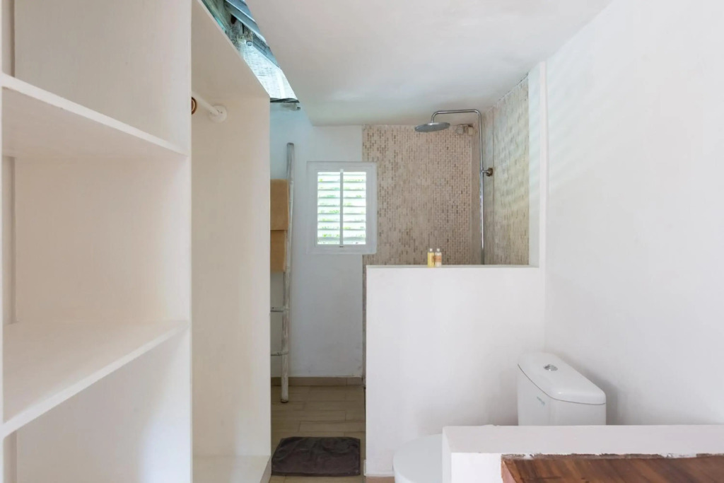 Cocowhite Villa