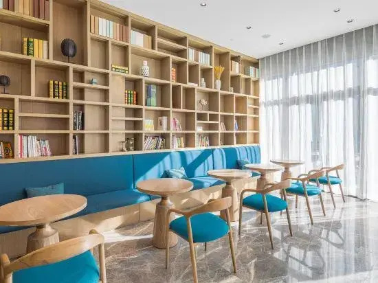 Lichengxuan Hotel (Zhoushan Putuo World Shop)