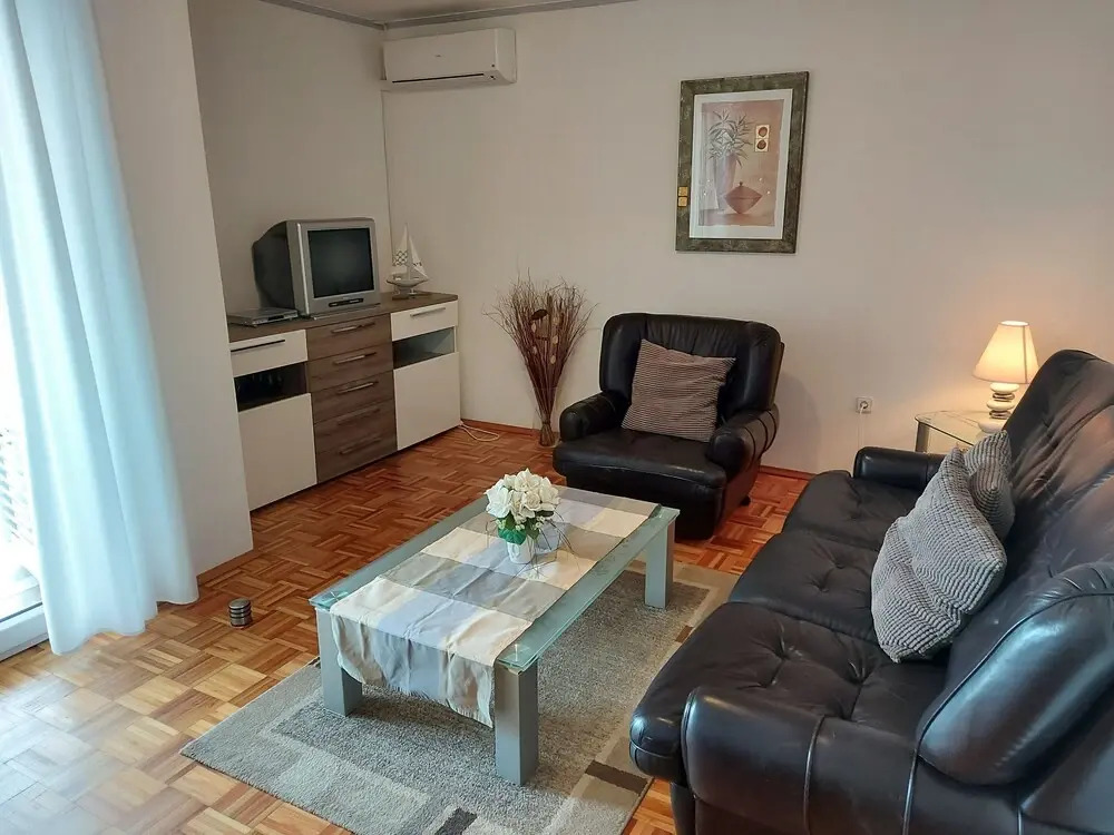 Apartments Kozul