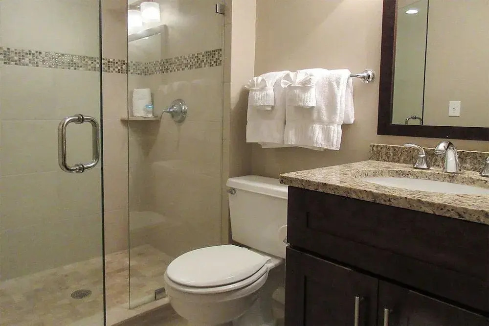 Carlos Pointe 424 2 Bedrooms 2 Bathrooms Condo