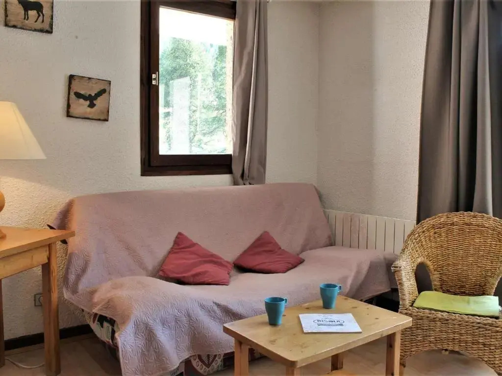 Appartement 3 Pièces 6 couchages avec piscine, animaux admis à Risoul 1850 - FR-1-330-209