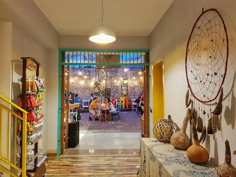 Bed Station Hostel & Bar