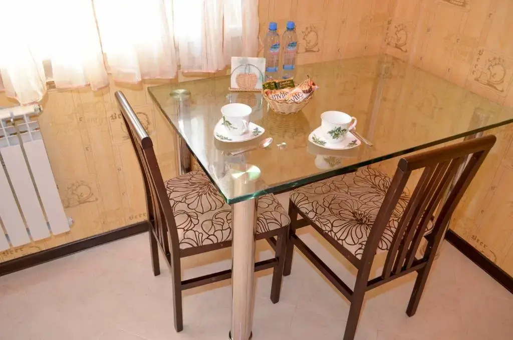 Apartamenty na 20-j linii, 198
