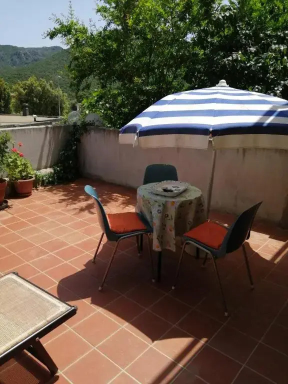 Elia's House