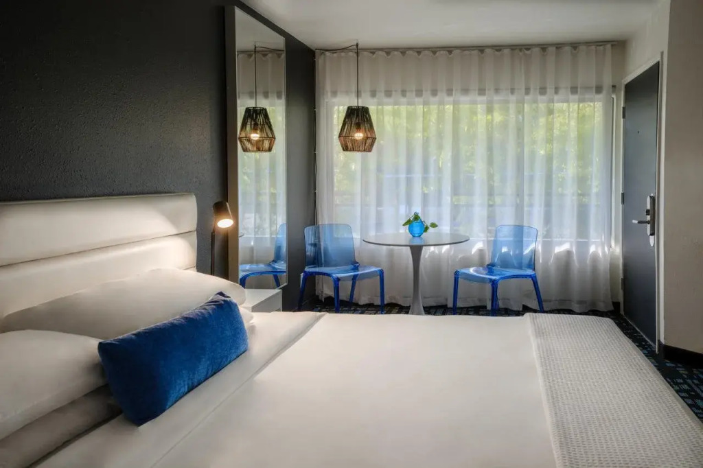 Jupiter Hotel