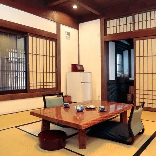 Miyamotoke