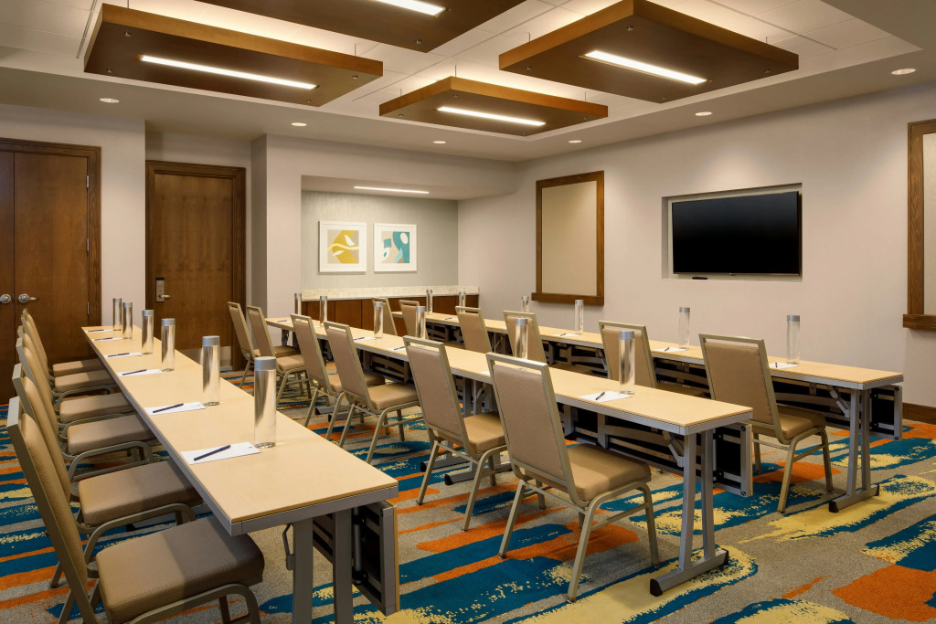 DoubleTree by Hilton Pittsburgh - Cranberry