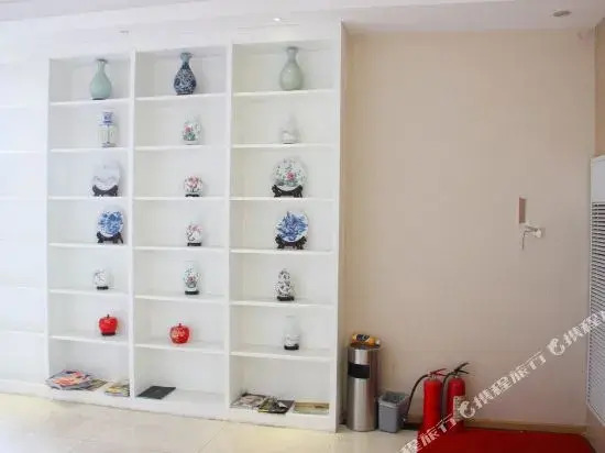 Yiyue Business Hotel