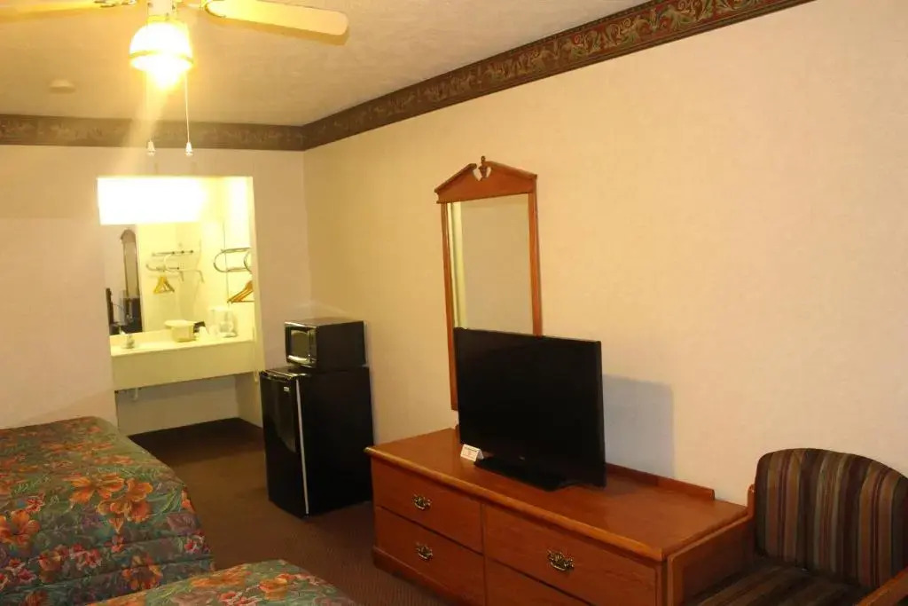 Deerfield Inn
