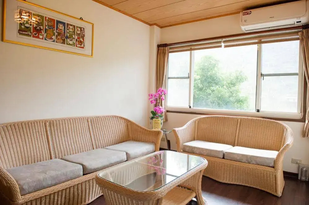 Deep Breathing B&B Toyotomi Hideyoshi Gallery