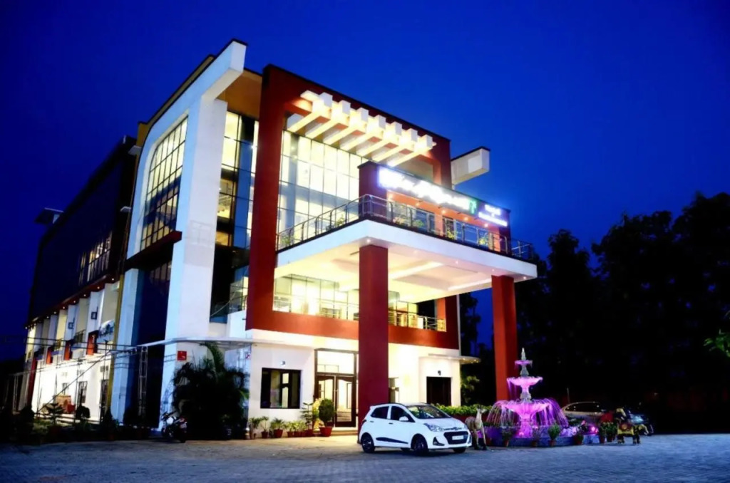 Taraji Resort