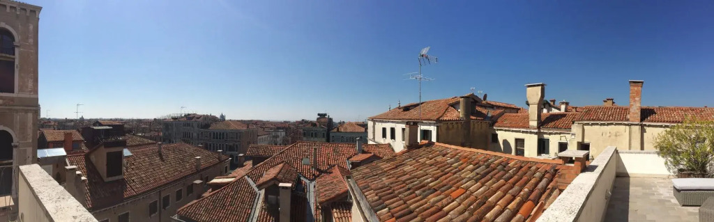 Palazzetto Pisani Grand Canal