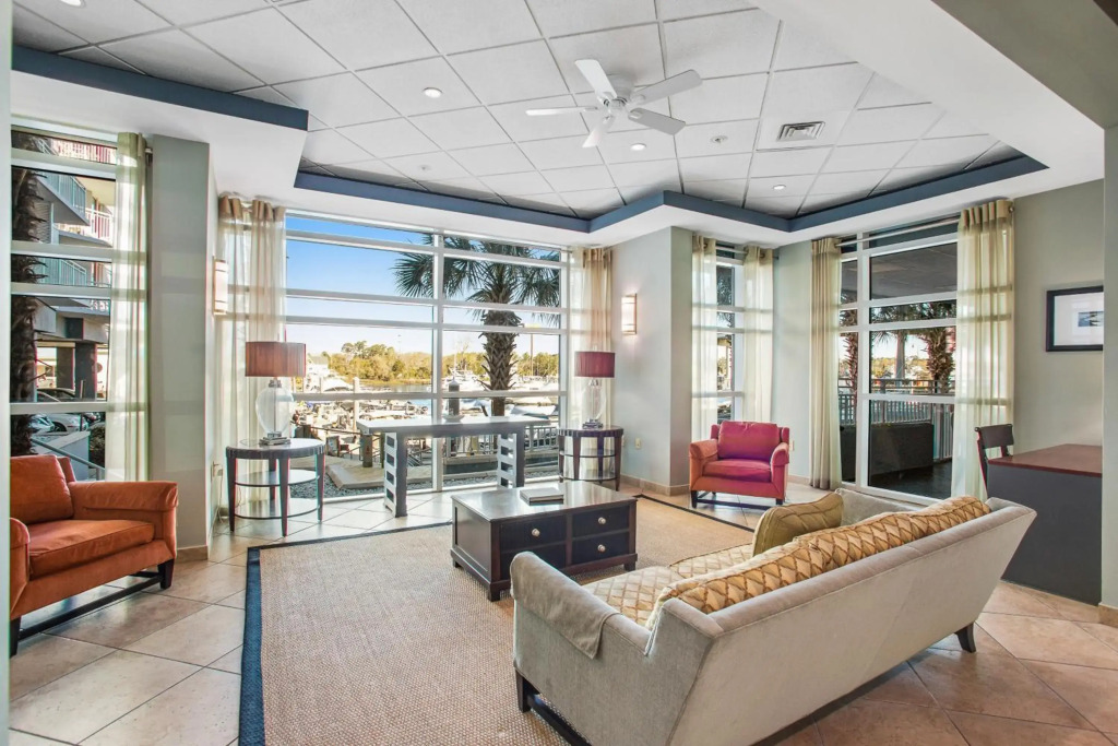 Harbourgate Marina Club
