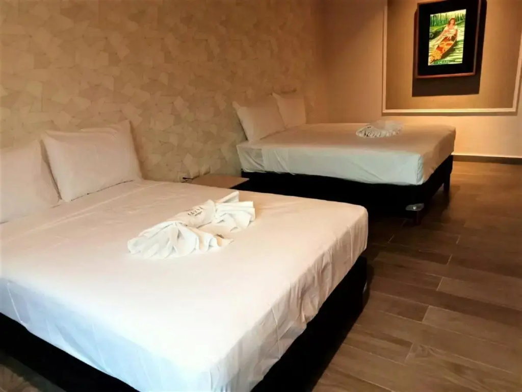 Hotel MID Project
