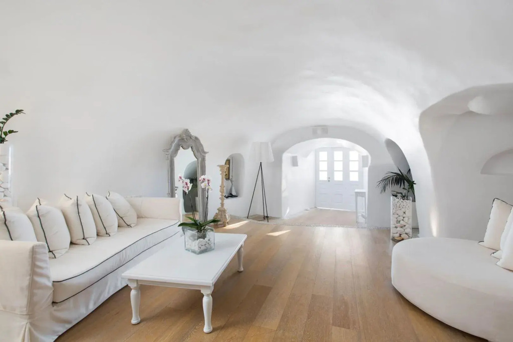 Katikies Santorini - Gea House - The Leading Hotels Of The World