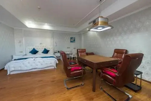 England Court Hotel