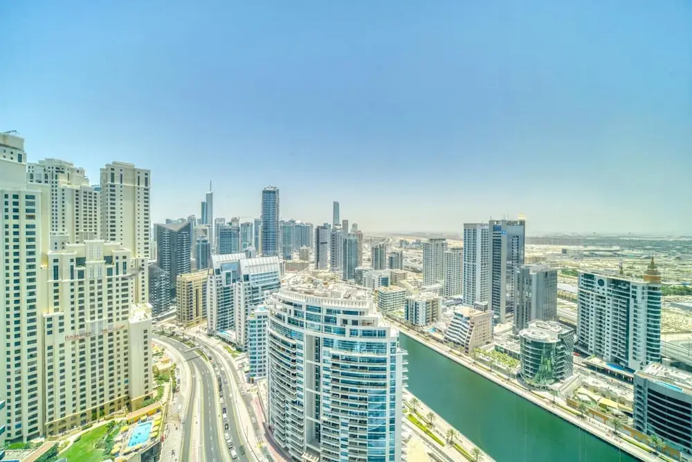 Serene Beachfront Ain Dubai View at Address JBR