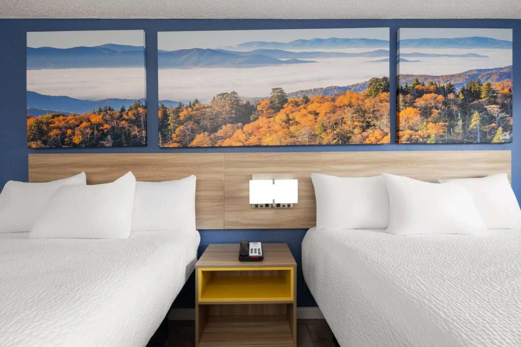 Days Inn by Wyndham Charlotte University