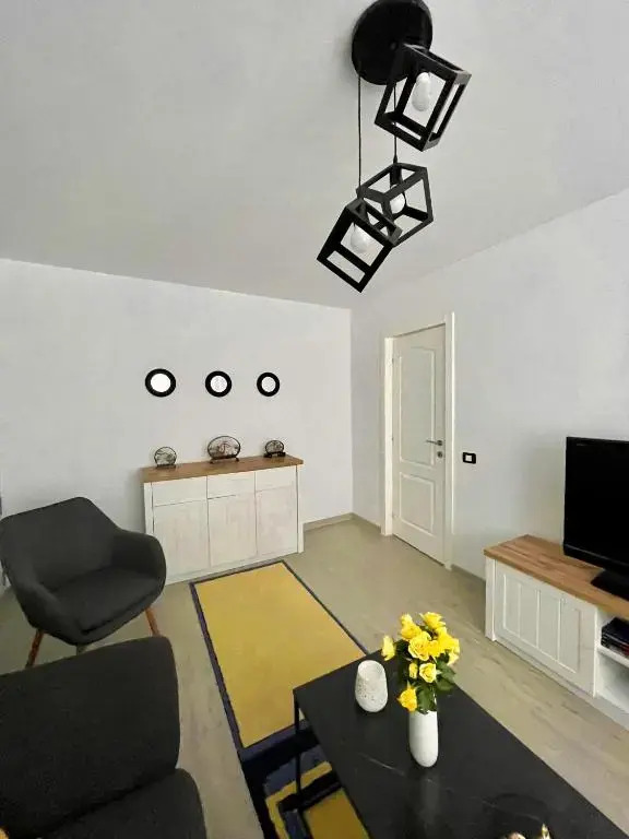 APARTAMENT 3 camere Neptun